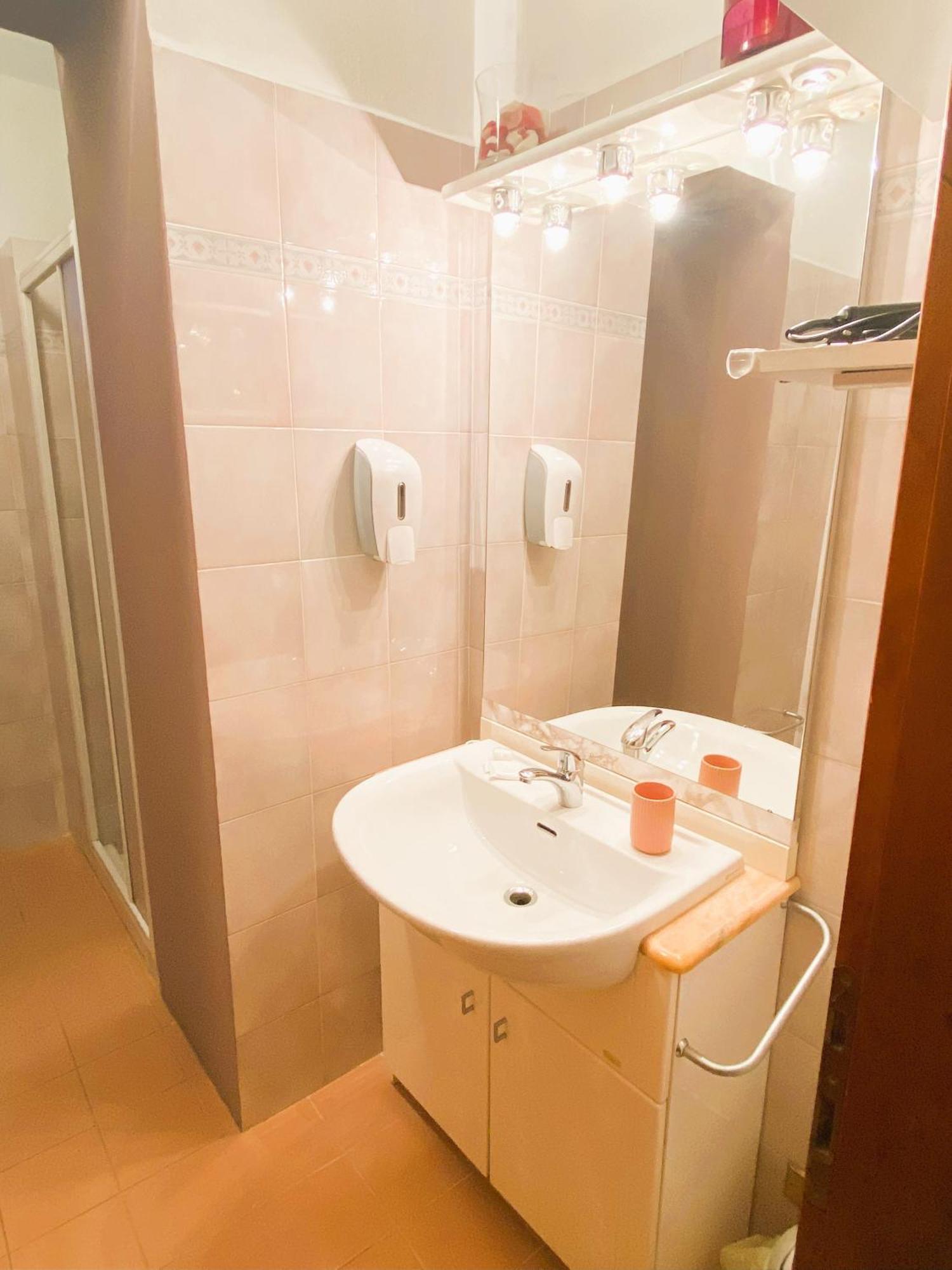 Chiara House Apartment Barga Exterior foto